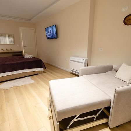 Luxury Center Observatori Apartment Τίρανα Εξωτερικό φωτογραφία