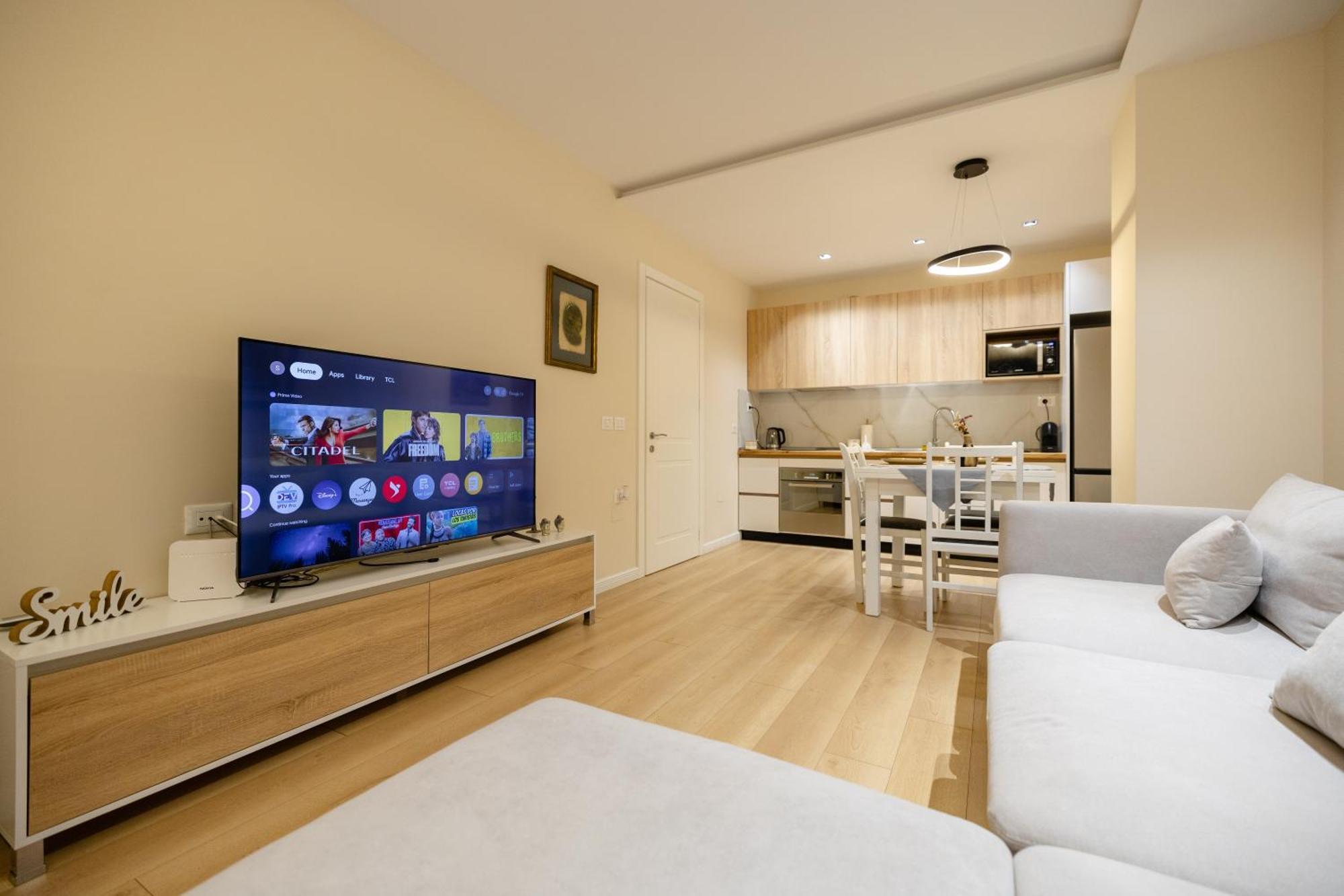 Luxury Center Observatori Apartment Τίρανα Εξωτερικό φωτογραφία