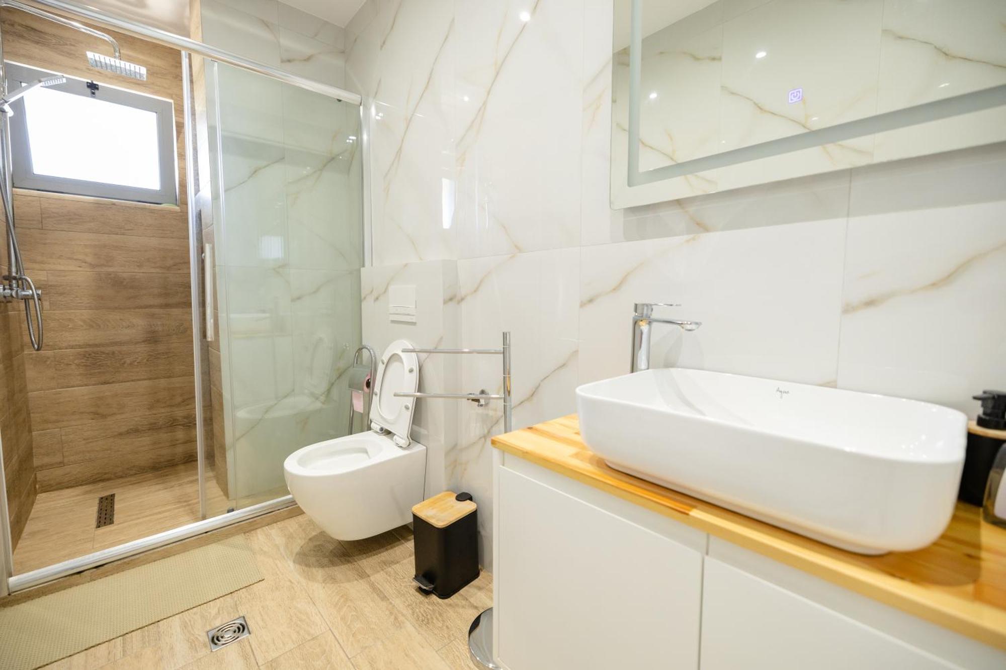 Luxury Center Observatori Apartment Τίρανα Εξωτερικό φωτογραφία