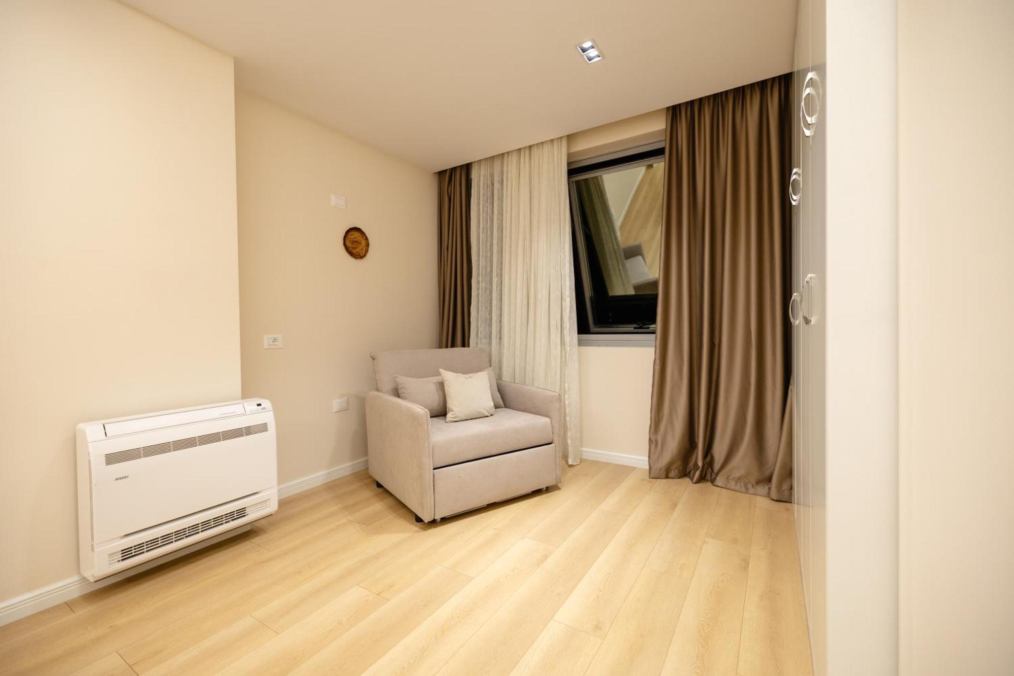 Luxury Center Observatori Apartment Τίρανα Εξωτερικό φωτογραφία