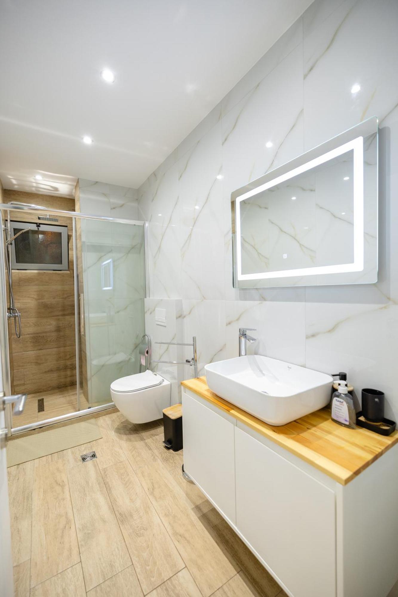 Luxury Center Observatori Apartment Τίρανα Εξωτερικό φωτογραφία