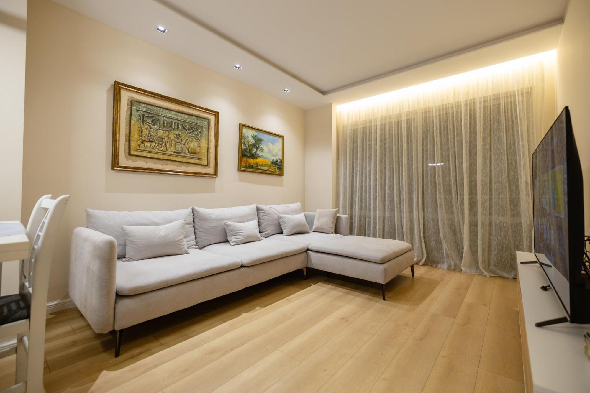 Luxury Center Observatori Apartment Τίρανα Εξωτερικό φωτογραφία