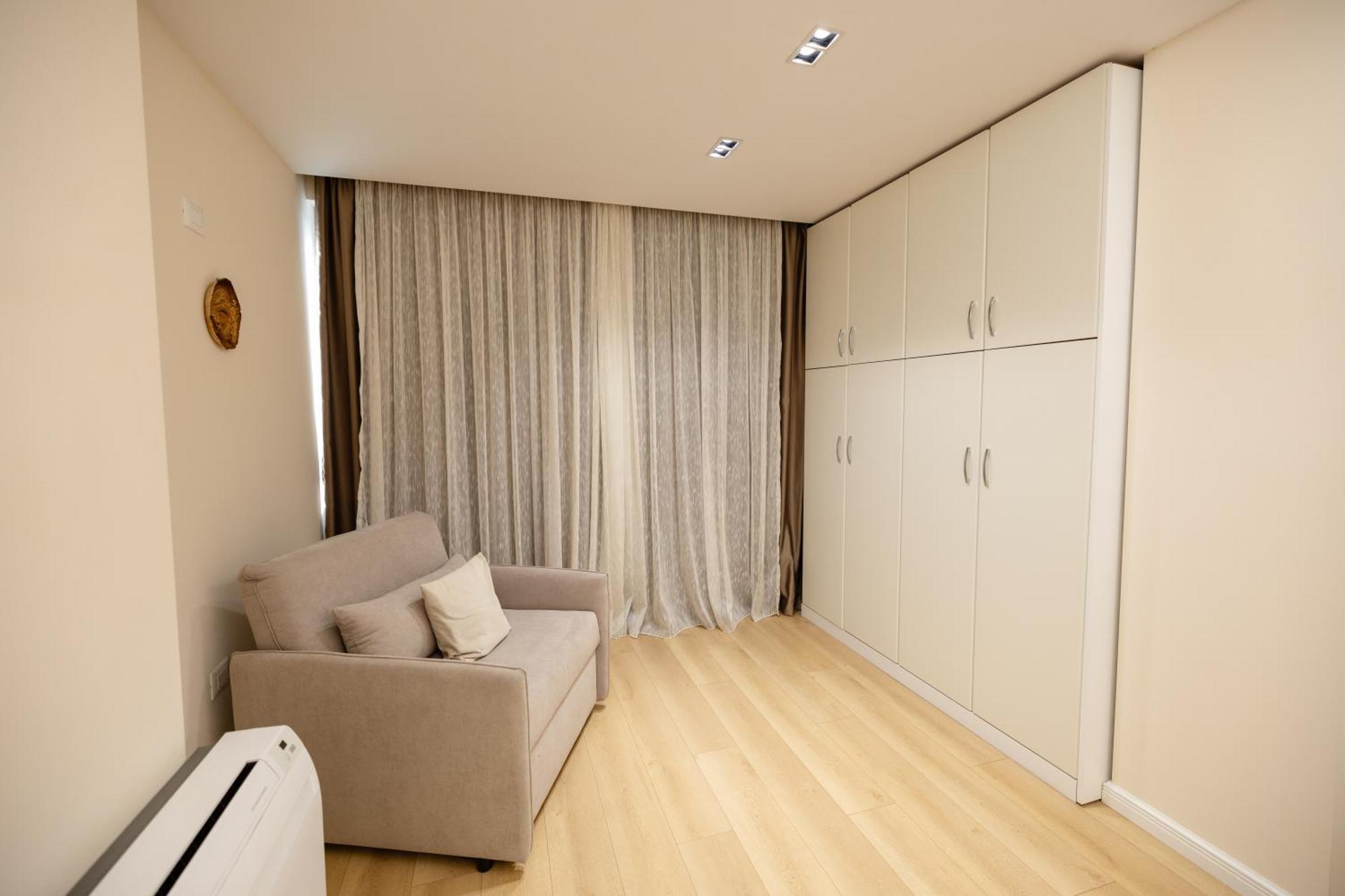 Luxury Center Observatori Apartment Τίρανα Εξωτερικό φωτογραφία