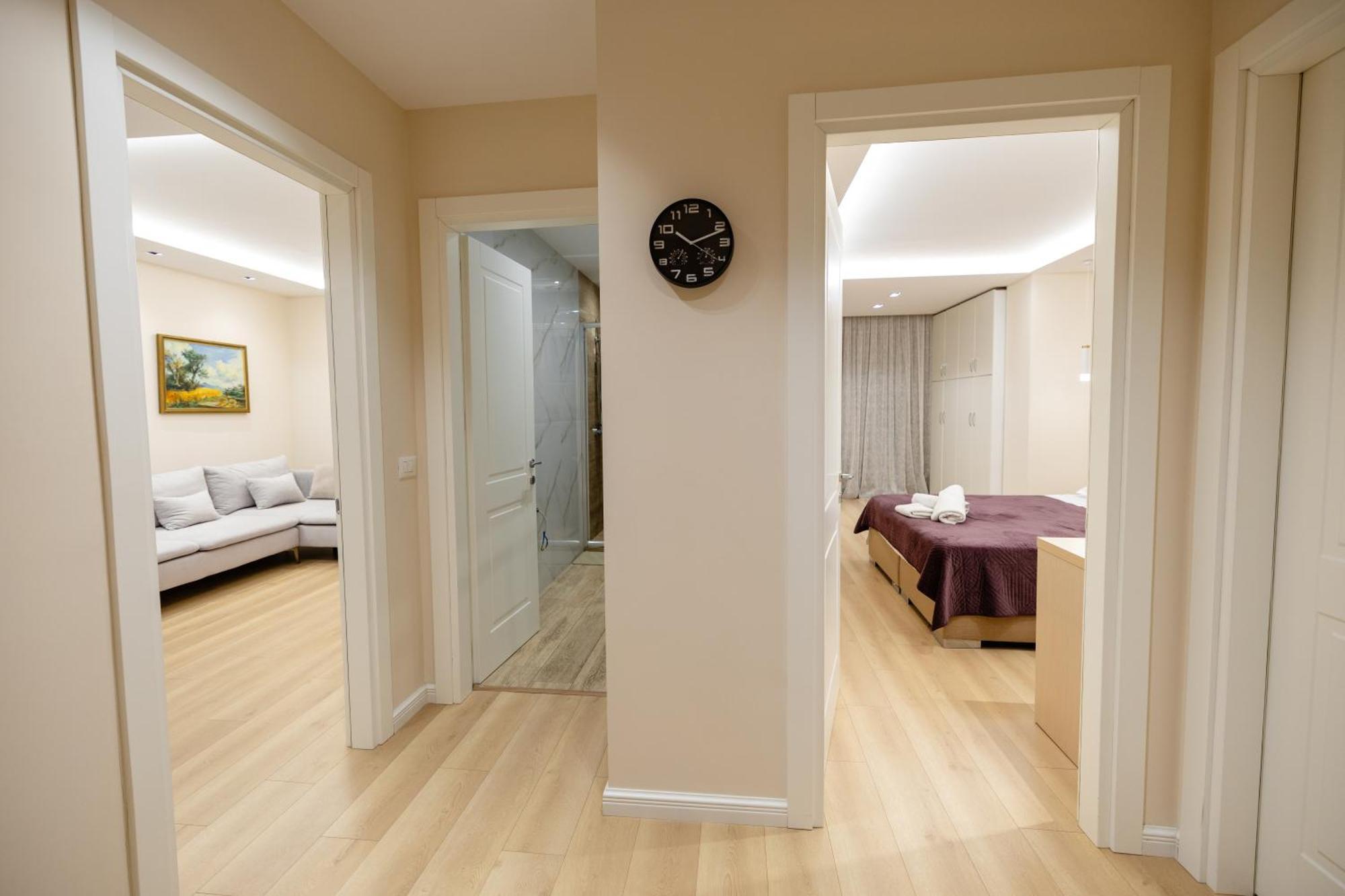 Luxury Center Observatori Apartment Τίρανα Εξωτερικό φωτογραφία