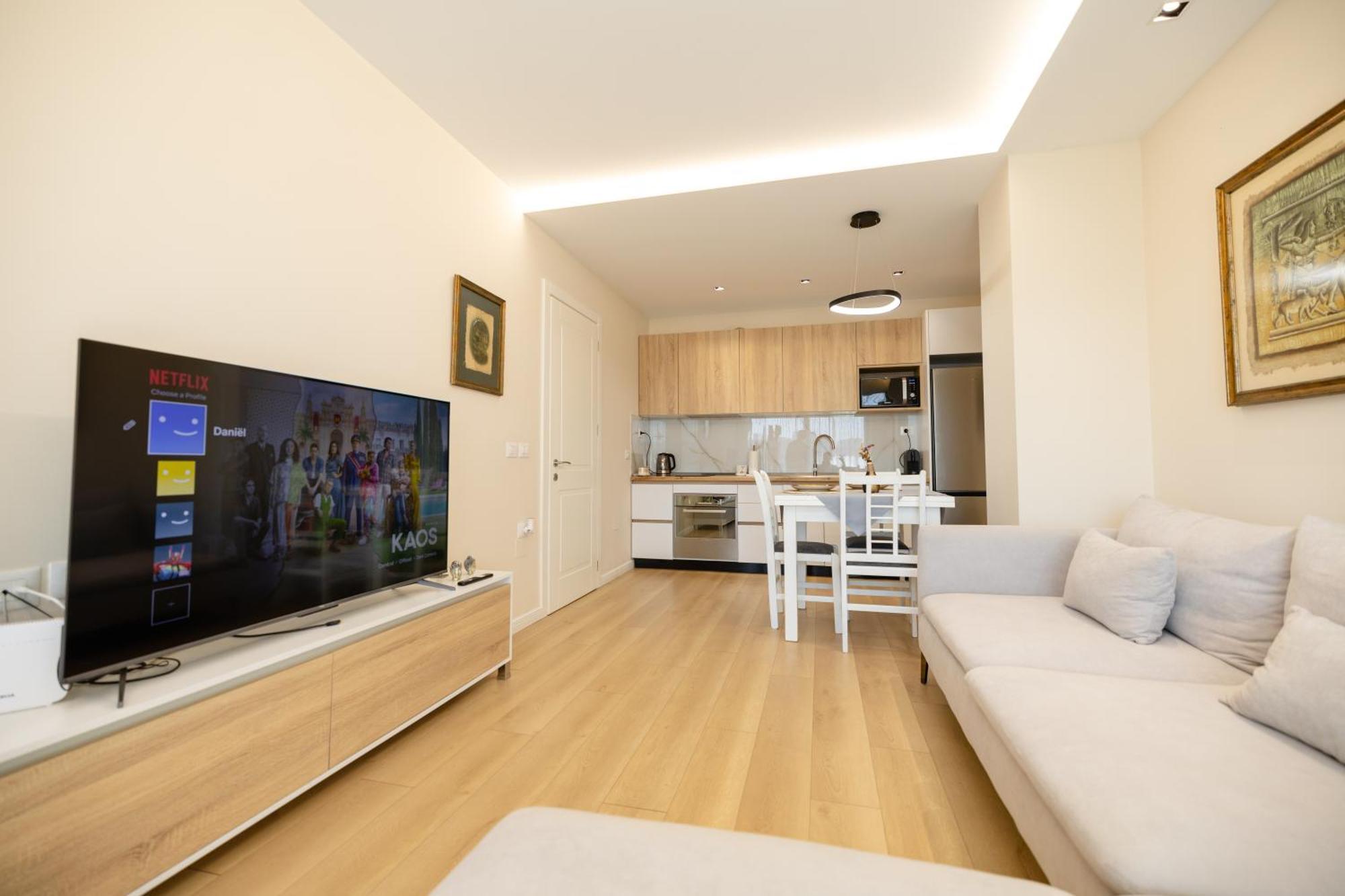 Luxury Center Observatori Apartment Τίρανα Εξωτερικό φωτογραφία